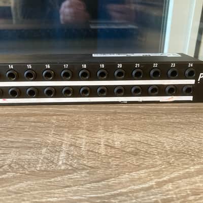 dbx PB48 48-Point TRS Patchbay 2010s - Black image 3