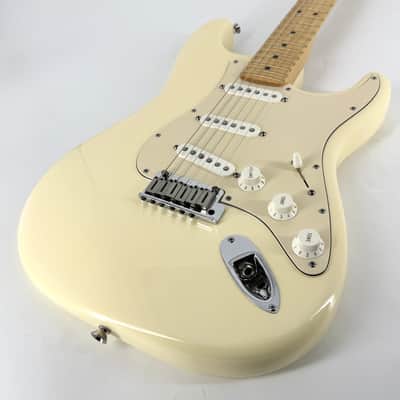 2005 Fender American Series (Standard) Stratocaster – Olympic White image 2