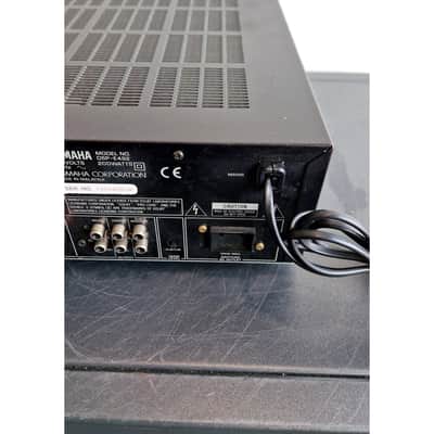 Yamaha DSP-E492 - AV Processor - Excellent image 13