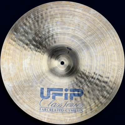 UFIP 17" Class Series Light Crash Cymbal - 1210g image 2