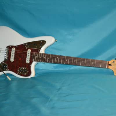 Squier Vintage Modified Jaguar, Duncan Designed Pickups image 4