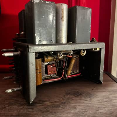 International projector corp Am-1065 preamp pair 1950’s - Grey image 3