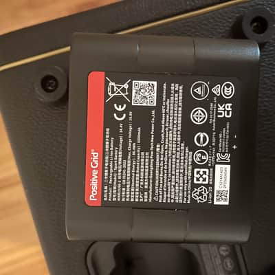 Positive Grid Spark 2 with rechargeable battery - 50-Watt 2x4" Digital Modeling Guitar Combo 2024 - Present - Black image 4