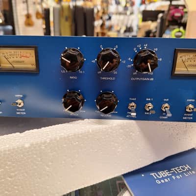 Tube-Tech CL 2A Dual Channel Dual Opto Compressor 2026- Blue image 3