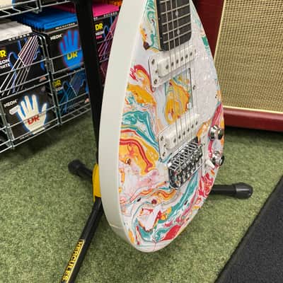 Vox Mini Mk III travel guitar teardrop shape in marble /white finish image 5
