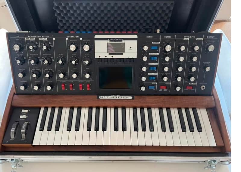 Moog Minimoog Voyager Performer Edition 44-Key Monophonic Synthesizer 2002 - 2015 - Traditional Wood Cabinet image 1