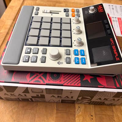 Akai MPC Sample 2025 - present - Gray - MINT image 4