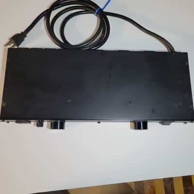 Furman M-8Lx Power Conditioner with Lights 2010s - Black image 4