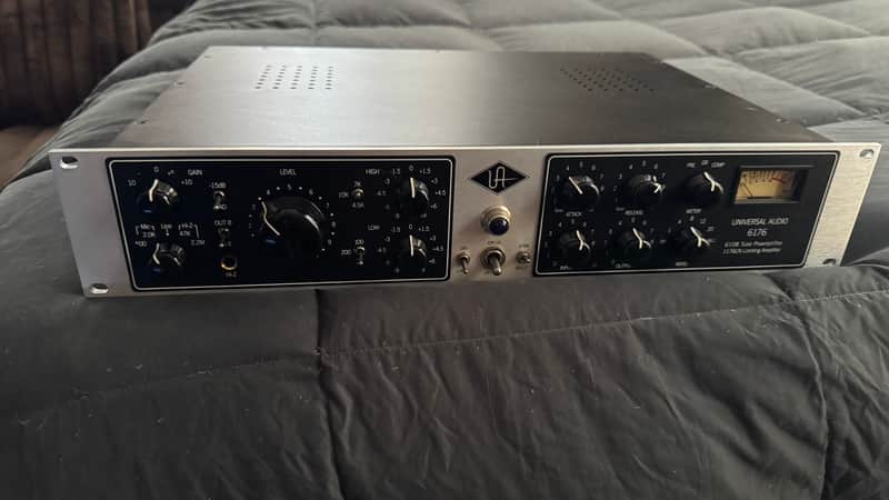 Universal Audio 6176 Channel Strip 2003 - Present - Silver Bild 1