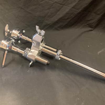Yamaha - TH-945B Double Tom Mount, 3-Hole Receiver with CL-940 Arms 2000's image 3