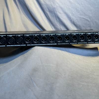 ART MX225 Stereo Dual-Source 5-Zone Distribution Mixer Bild 8