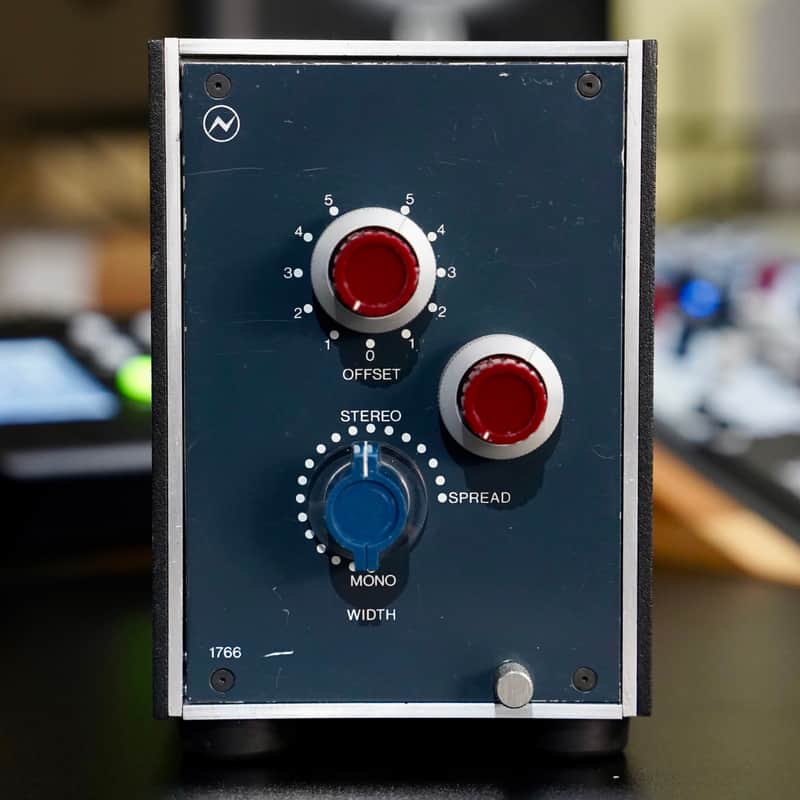 Neve Dual Mono Preamp w/ Width Control image 1