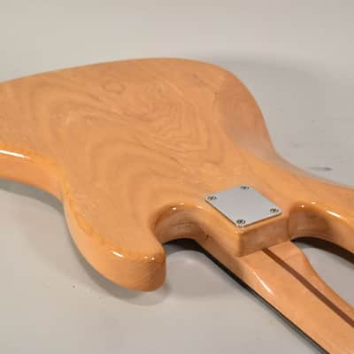 2006 Fender FSR Standard Natural Finish Left-Handed Jazz Bass image 9