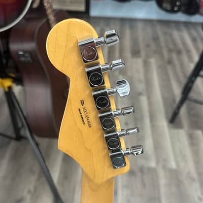 Fender Stratocaster Player plus 2013 - Cherry sunburst image 7