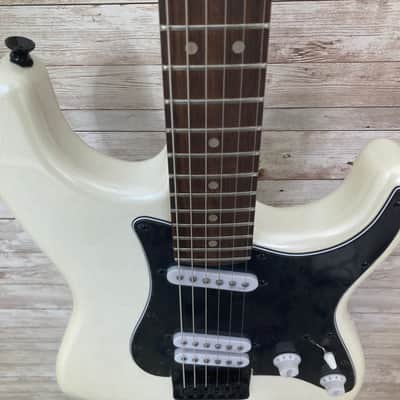 Used Squier CONTEMPORARY SPECIAL STRAT  Electric Guitar White image 3