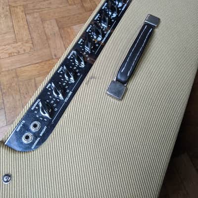 Peavey Classic 50W 212 Tweed Guitar Combo image 3