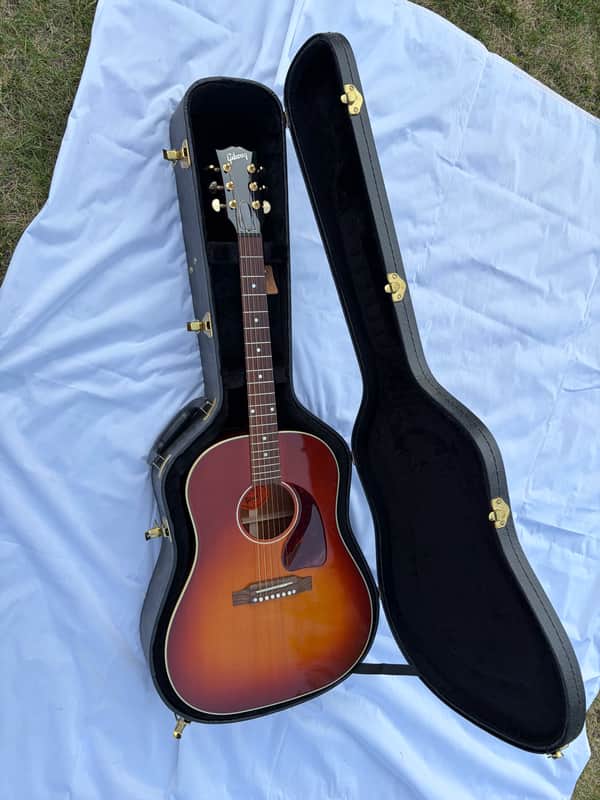 Gibson J45 Cherryburst LTD 2016 - Cherryburst image 1
