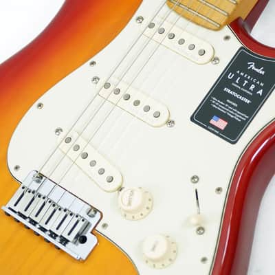 Fender American Ultra Stratocaster (Plasma Red Burst/Maple) [USED] 2019 - Plasma Red Burst image 8