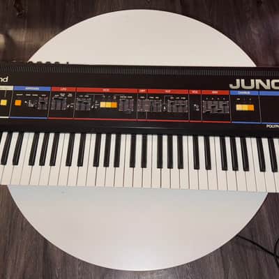 Roland Juno-6 61-Key Polyphonic Synthesizer 1982 - 1984 - Black *PLEASE READ*