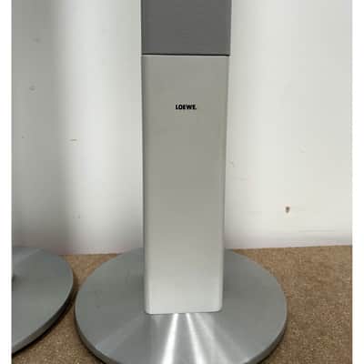 Loewe S1 Floor Standing Speaker - Pair - White - Excellent w/ stands image 3