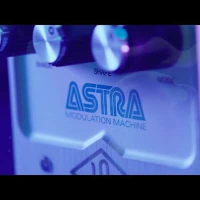 Universal Audio ASTRA Modulation Machine Guitar Multi-Effects Pedal image 3