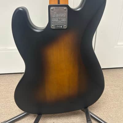 Squier 40th Anniversary Vintage Edition Jazz Bass - Satin Wide 2-Color Sunburst image 4