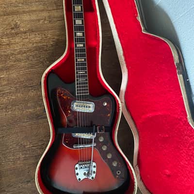 Harmony H19 Silhouette / Bobkat 1963 - 1973 - Cherry Red Sunburst image 2