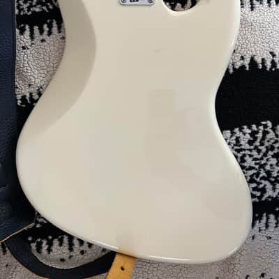 Fender Left-hand American vintage 66’ Jazz Bass 03/2023 - Olympic white image 5