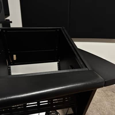Argosy Aura 260-L Workstation with Upper Right Rack image 8