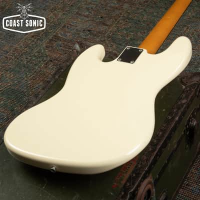 2010 Fender '62 Reissue Jazz Bass JB62 Made in Japan - Vintage White image 10