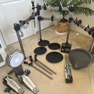 Simmons Titan 70 E-Kit image 1
