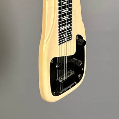 Fender Champ Lap Steel 1956 - Desert Fawn image 3