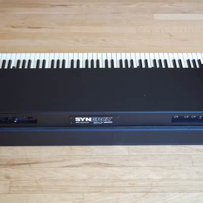 Digital Keyboards Synergy Vintage Polyphonic Synthesizer Crumar Near Mint image 9