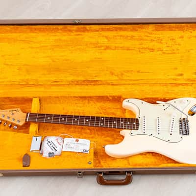 2006 Fender American Vintage ‘62 Stratocaster Olympic White w/ Hangtags, Case image 24