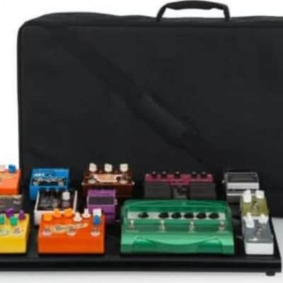 Gator Black Aluminum Pedal Board; XL w/ Carry Bag