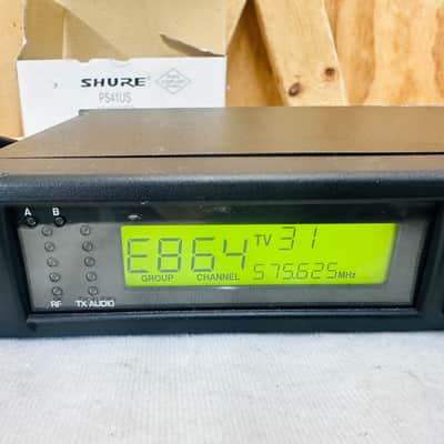 Shure ULXP4 J1 554-590 Mhz Wireless Microphone Receiver W/Shure Power Supply image 2