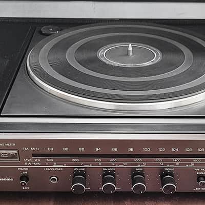 Vintage National SG-3060S 3 in 1 Stereo System+ B&W V201 Bookshelf Speakers image 2