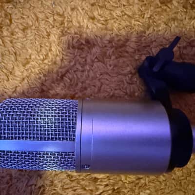 IK Multimedia iRig Mic Studio Mobile Cardioid Condenser Mic 2010s - Silver image 7