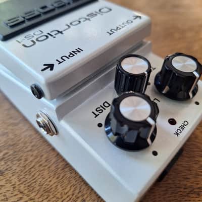 Limited Edition Boss DS-1-WH Distortion 2024 - Pearl White * FREE shipping image 4