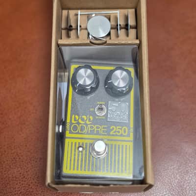 DOD 50th Anniversary Overdrive Preamp 250 2024 - Grey / Yellow image 7