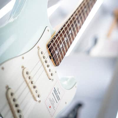 Fender Japan 2025 Traditional Late 60s Strat Rw Sonic Blue image 4