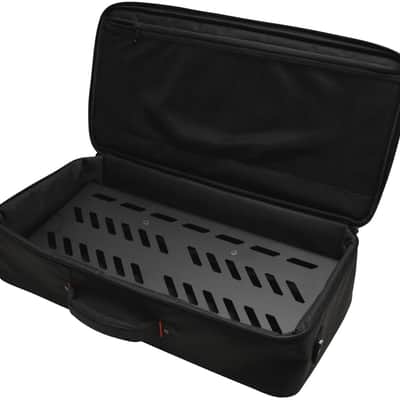 Gator GPB-BAK-1 Large Aluminum Pedalboard w/ Carry Bag image 3