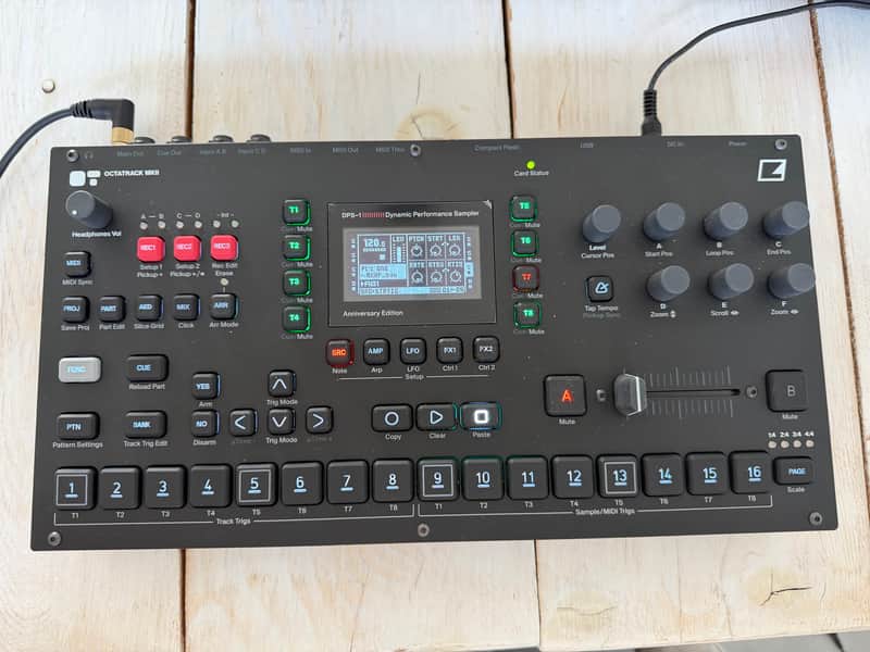 Elektron Octatrack MkII Anniversary Edition Dynamic 8-Track Performance Sampler 2020 - Black image 1