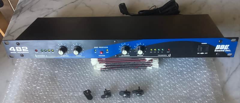 Immagine BBE 482 Stereo Sonic Maximizer 2-channel Signal Processor Rack Riders and Screws - 1