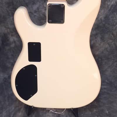 1987-1988 Fender Power Jazz Bass Special White - MIJ E-Series image 3