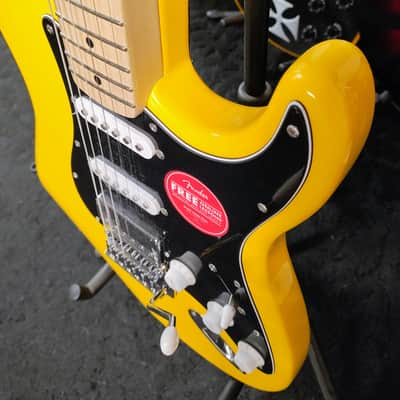 Squier - Affinity Stratocaster - Graffiti Yellow image 4