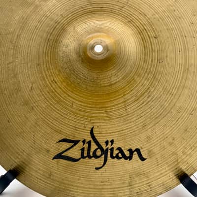 Zildjian 18" A Series Medium Ride Cymbal 1982 - 2005 - Traditional image 3