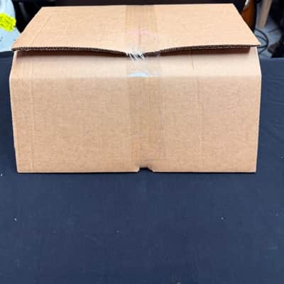 Eminence Basslite S2012 12" Neodymium Bass Guitar Speaker (8 Ohm, 300W Peak) – Open Box / Brand New image 14