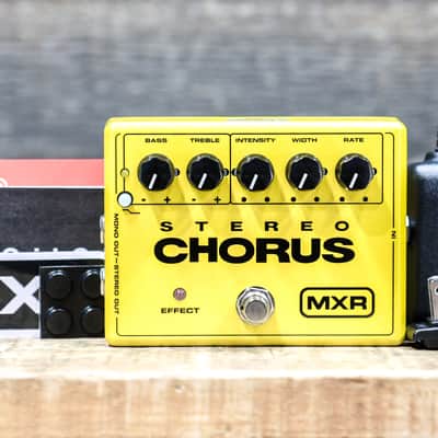 MXR M134 Stereo Chorus Analog Bucket-Brigade Lush Analog Chorus Effect Pedal image 7