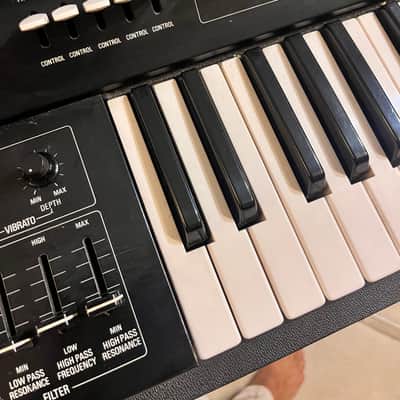 Yamaha SY2 VERY RARE SYNTH 1975 image 4